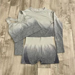 (SOLD) Women’s Victoria Secret Pink Heather Grey Athletic Outfit Bottom S Tops M
